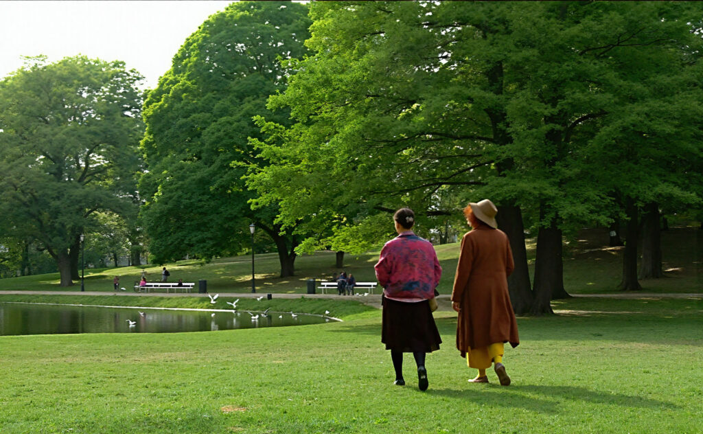 Film Retrospective: A Chinese Woman Meets a Deaf Pianist, and Soon the Dance Begins