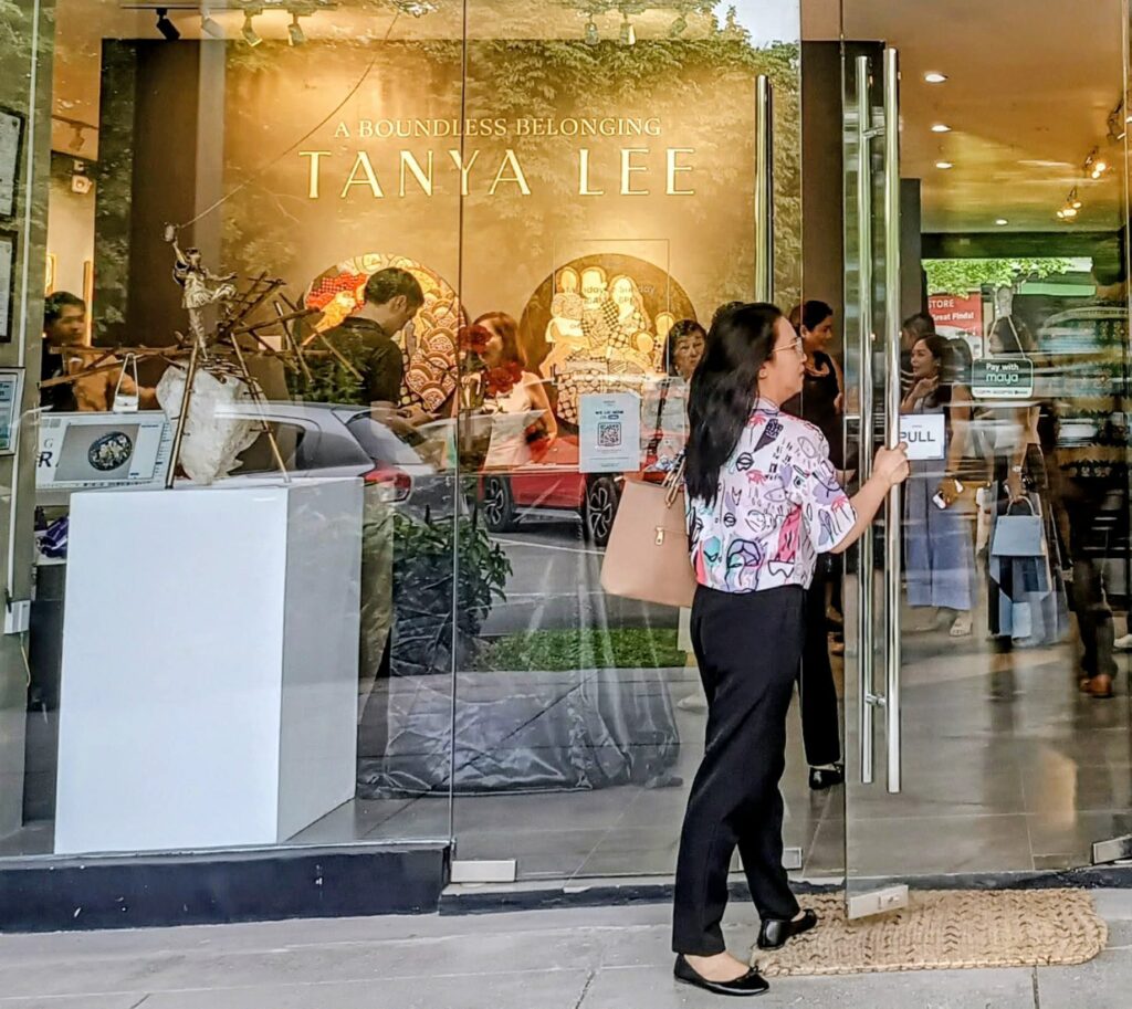 Galerie Raphael, Azuela Cove, Davao City